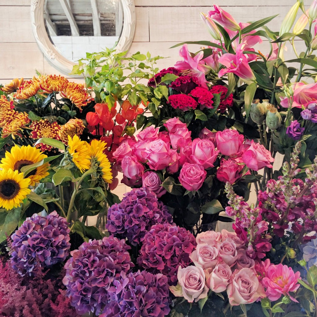 flowers-at-fabulous-flowers