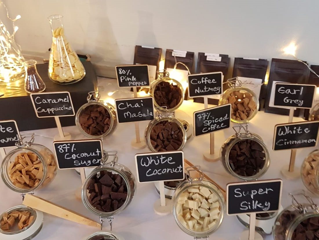 Linden Chocolate Lab Oxford