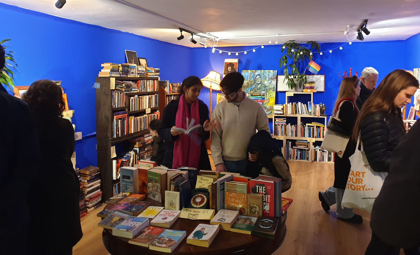 Curio bookshop Oxford