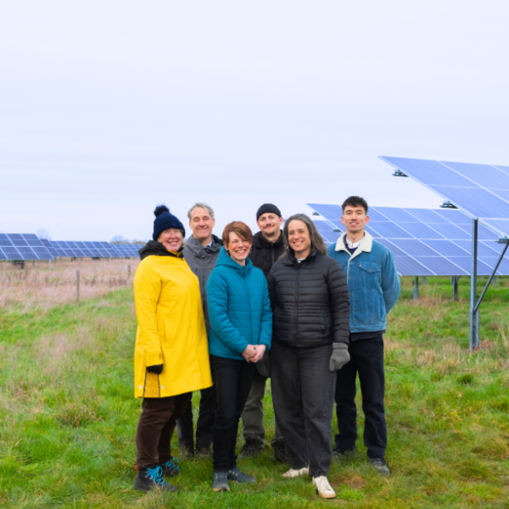 Low Carbon Hub in Oxfordshire is inviting people to invest in the UK’s first community-owned solar energy battery